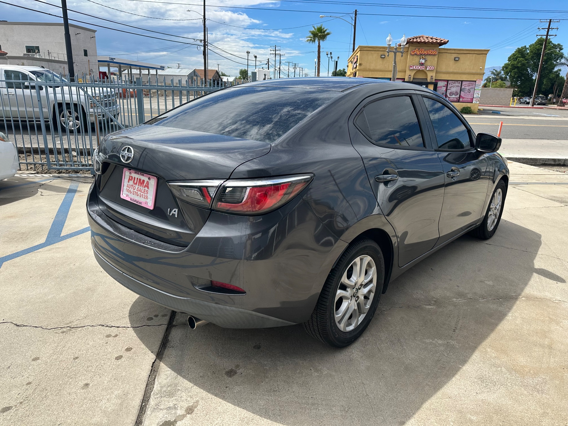2016 Scion iA N/A — photo 5 of 11