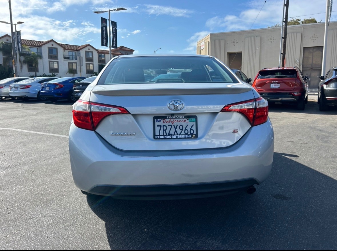 2016 Toyota Corolla S Plus — photo 6 of 9