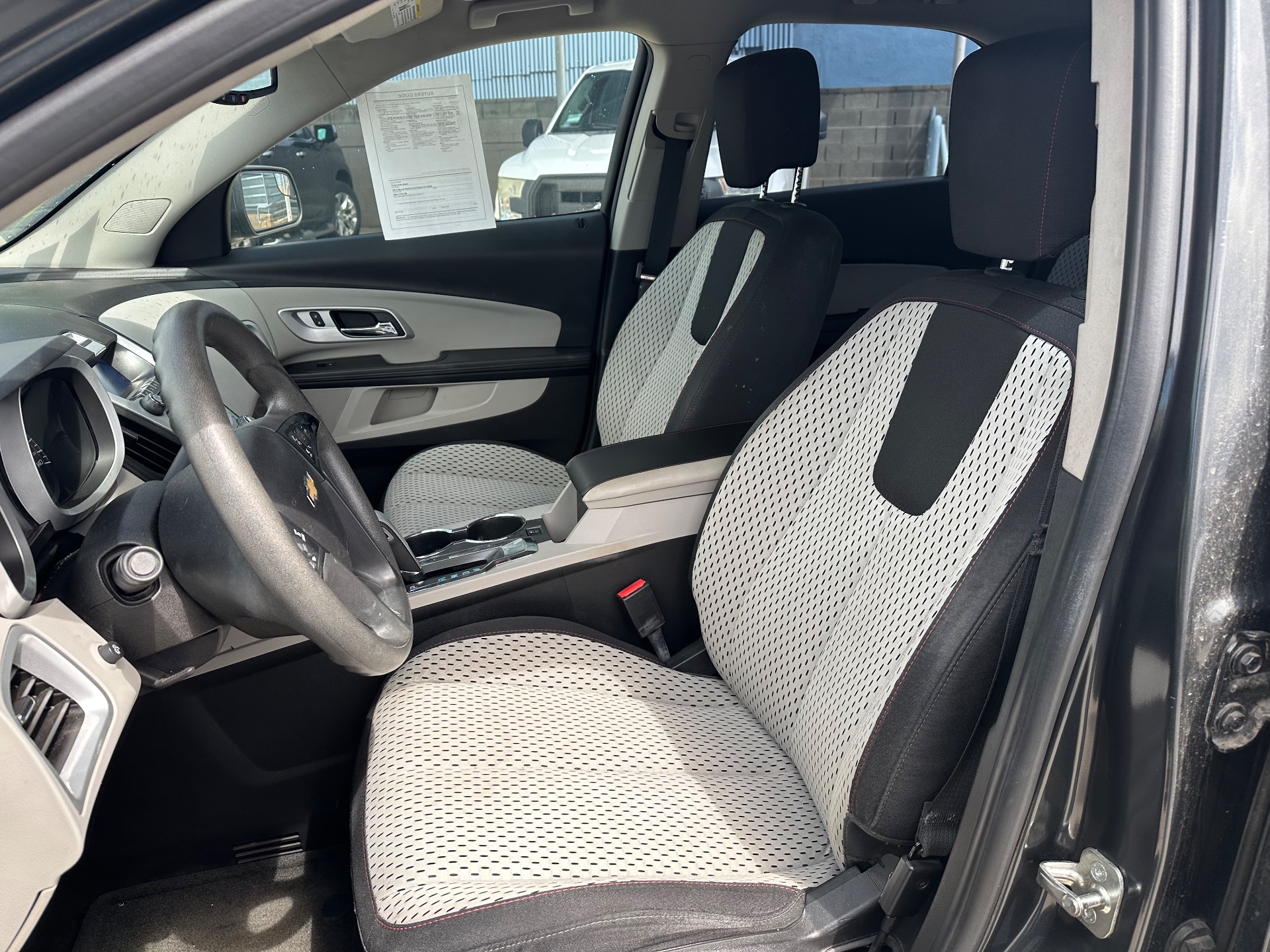 2014 Chevrolet Equinox  — photo 11 of 12