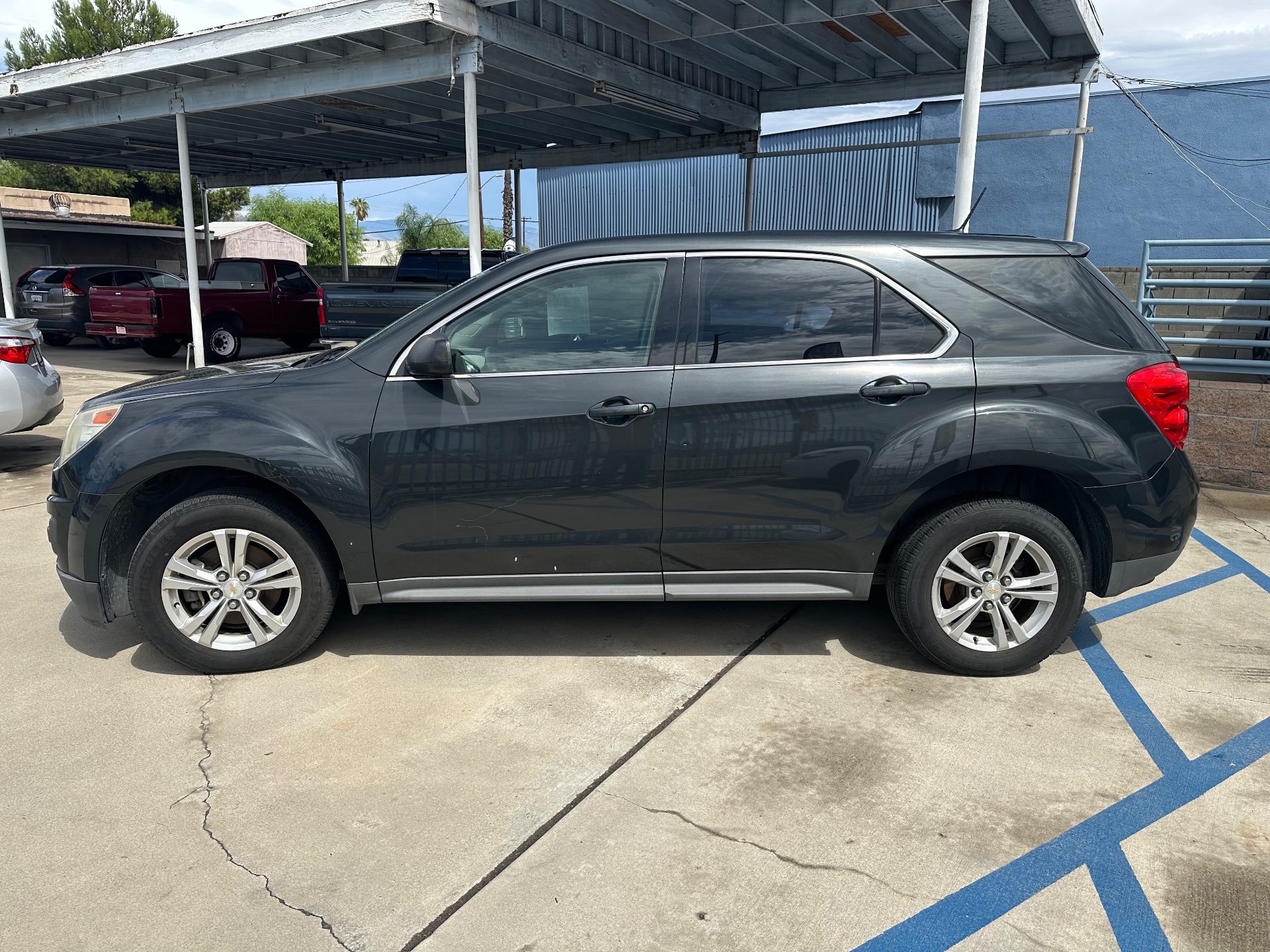 2014 Chevrolet Equinox  — photo 4 of 12