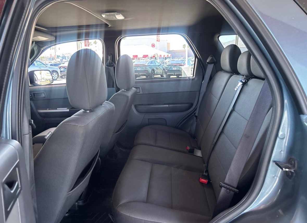2012 Ford Escape XLT — photo 10 of 13