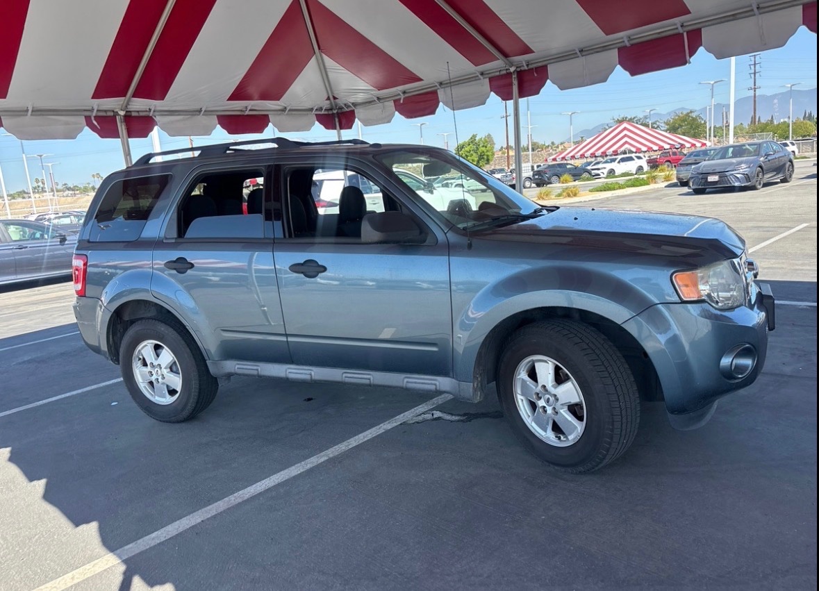 2012 Ford Escape XLT — photo 4 of 13