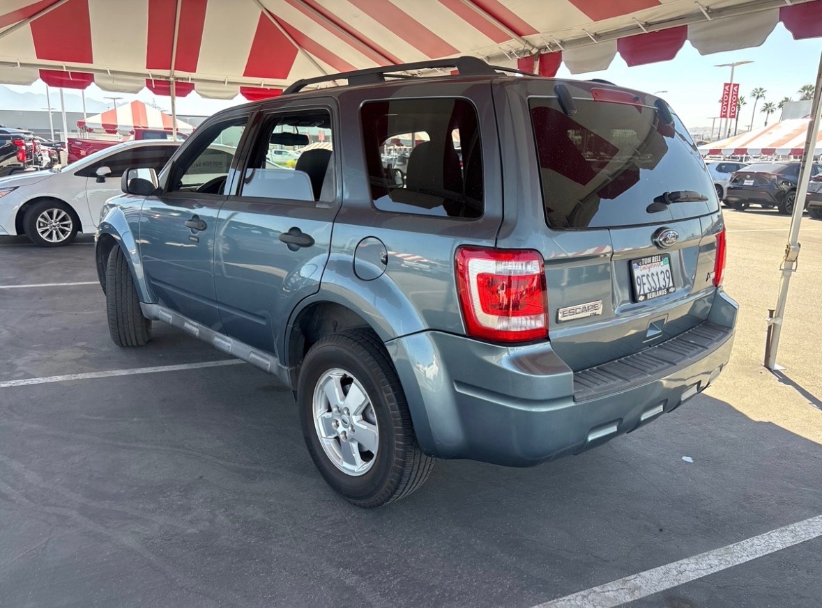 2012 Ford Escape XLT — photo 7 of 13